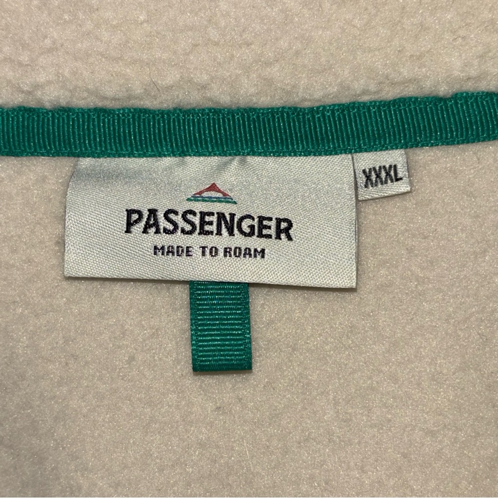 Passenger Offgrid 1/2 Zip Recycled Polar-Lined Sherpa Fleece Sweatshirt - Picture 2 of 11